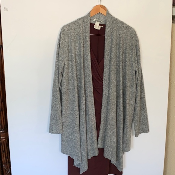 H&M Sweaters - H.&M gorgeous elegant soft cardigan sweater